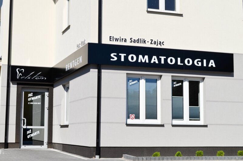 Wykonanie i montaż kasetonów - materiał dibond